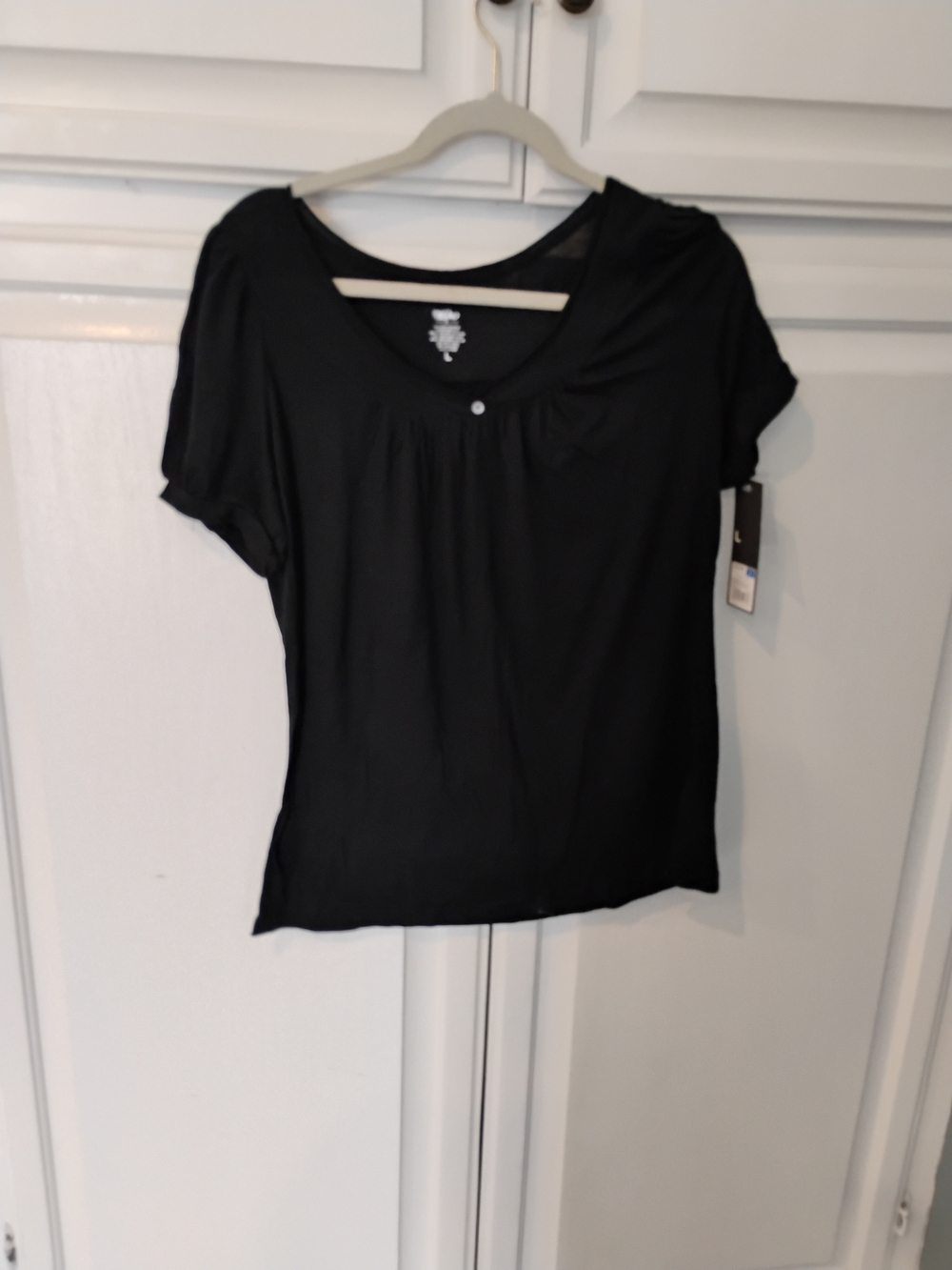Women's Black Short Sleeve Scoop Neck Blouse